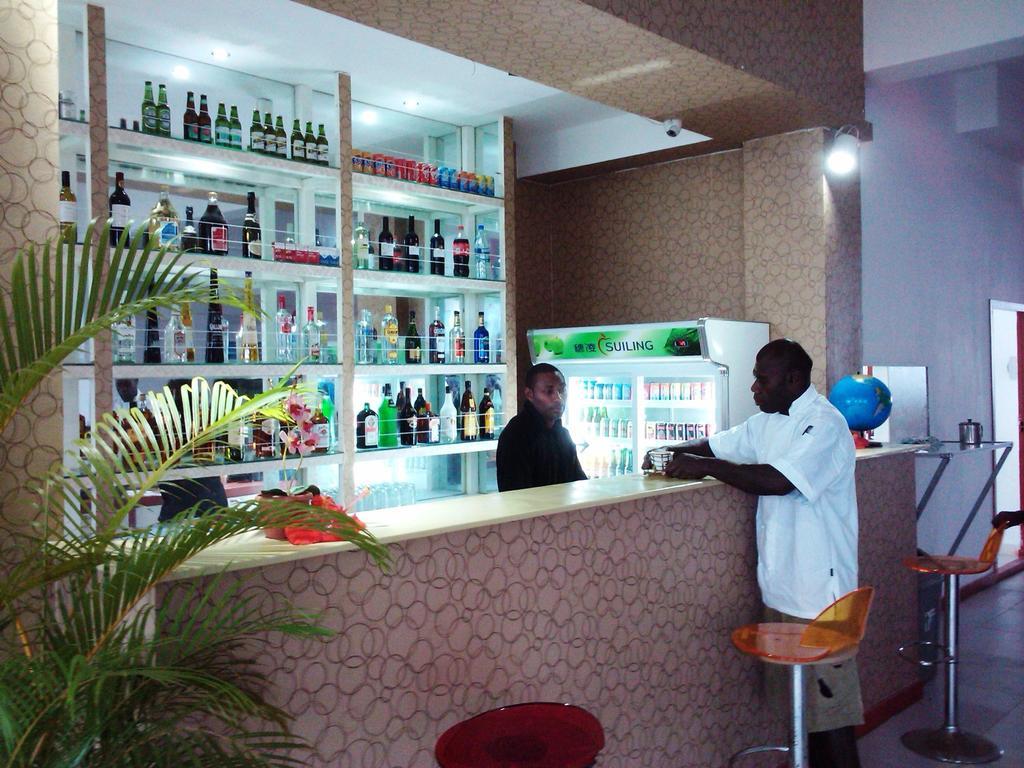 Airlines Business Hotel Port Vila Esterno foto
