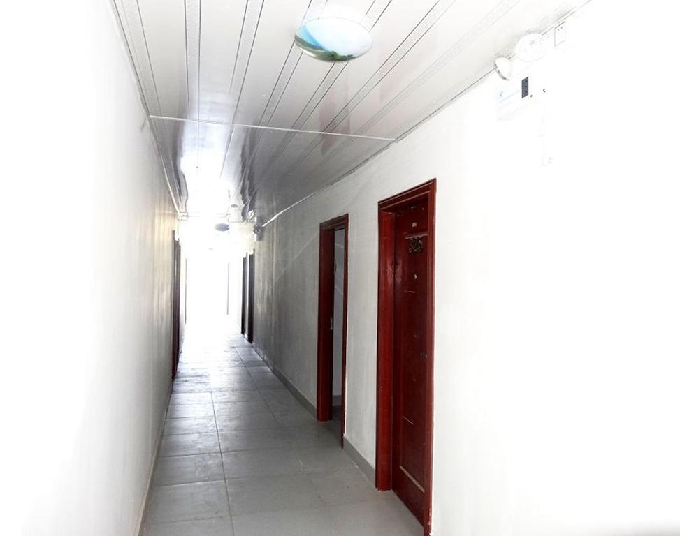 Airlines Business Hotel Port Vila Esterno foto