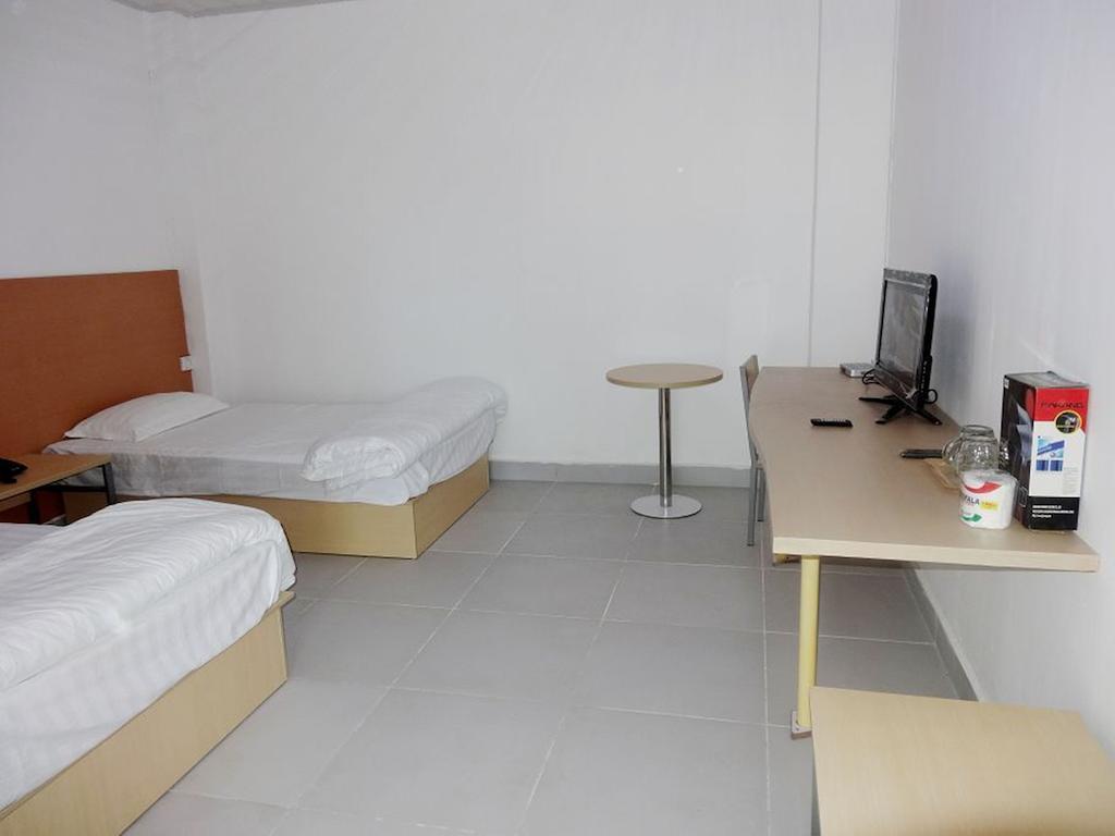 Airlines Business Hotel Port Vila Esterno foto