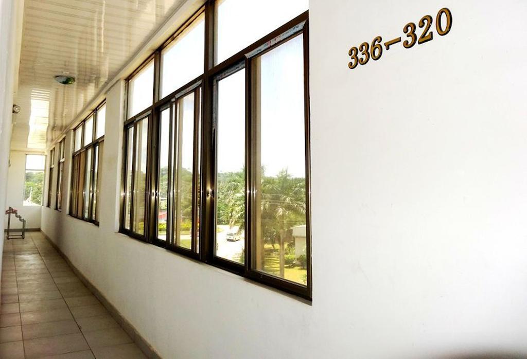 Airlines Business Hotel Port Vila Esterno foto
